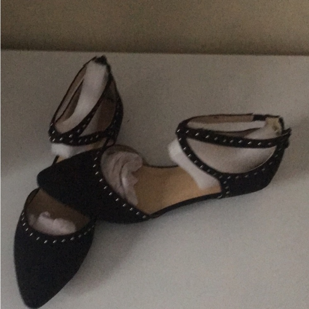 Pretty suede flats